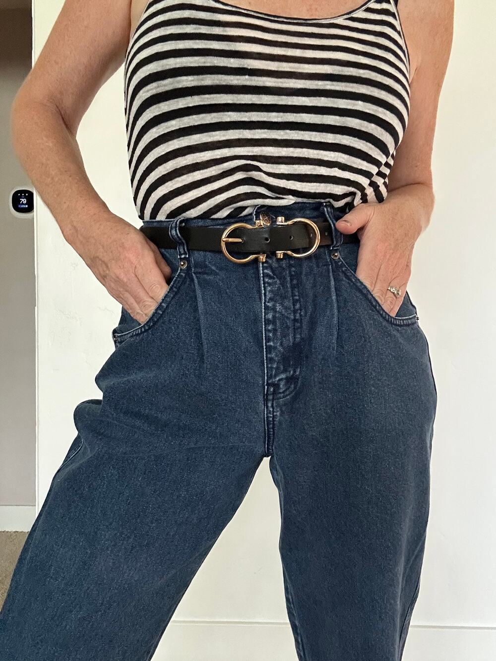 Vintage 80s Dark Wash Cropped Brittania Denim Jeans Waist Size 28 high Rise